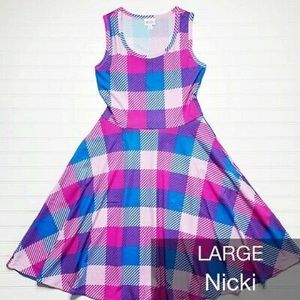 Lularoe Nicki Large